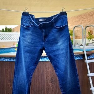 Mavi Jean's Zach Straight Leg